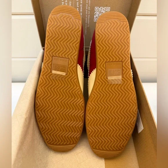 Dolce Vita Limit Sneakers - Crimson - Picture 4 of 9